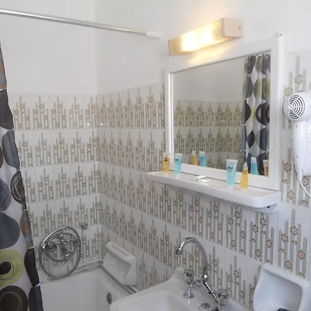 Apart Otel Elli Marina And 3*