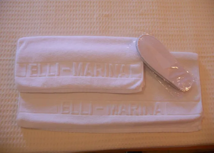 Lägenhetshotell Elli Marina And Benitses (Corfu)