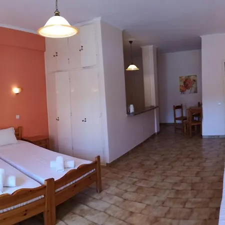 Elli Marina And Aparthotel 2*
