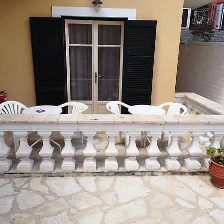 Apart-hotel Elli Marina And